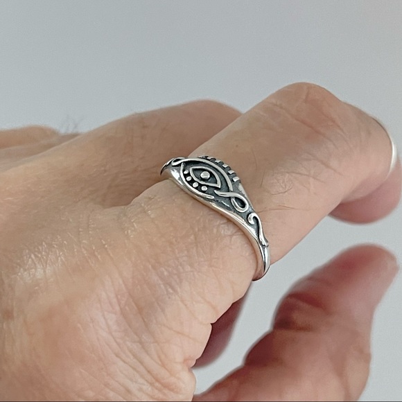 Sterling Silver Swirl Celtic Eye Ring, Evil Eye Rings, Dainty Jewelry, Protector - Picture 13 of 13